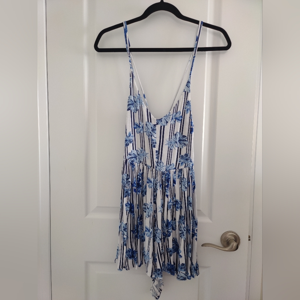 La vie en rose spaghetti strap romper